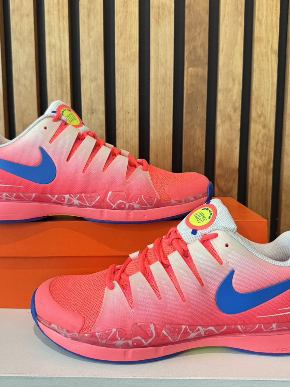 SIZE 11.5 MEN - Nike Court Air Zoom Vapor 9.5 Tour Honey Deuce Tennis FB2664 600